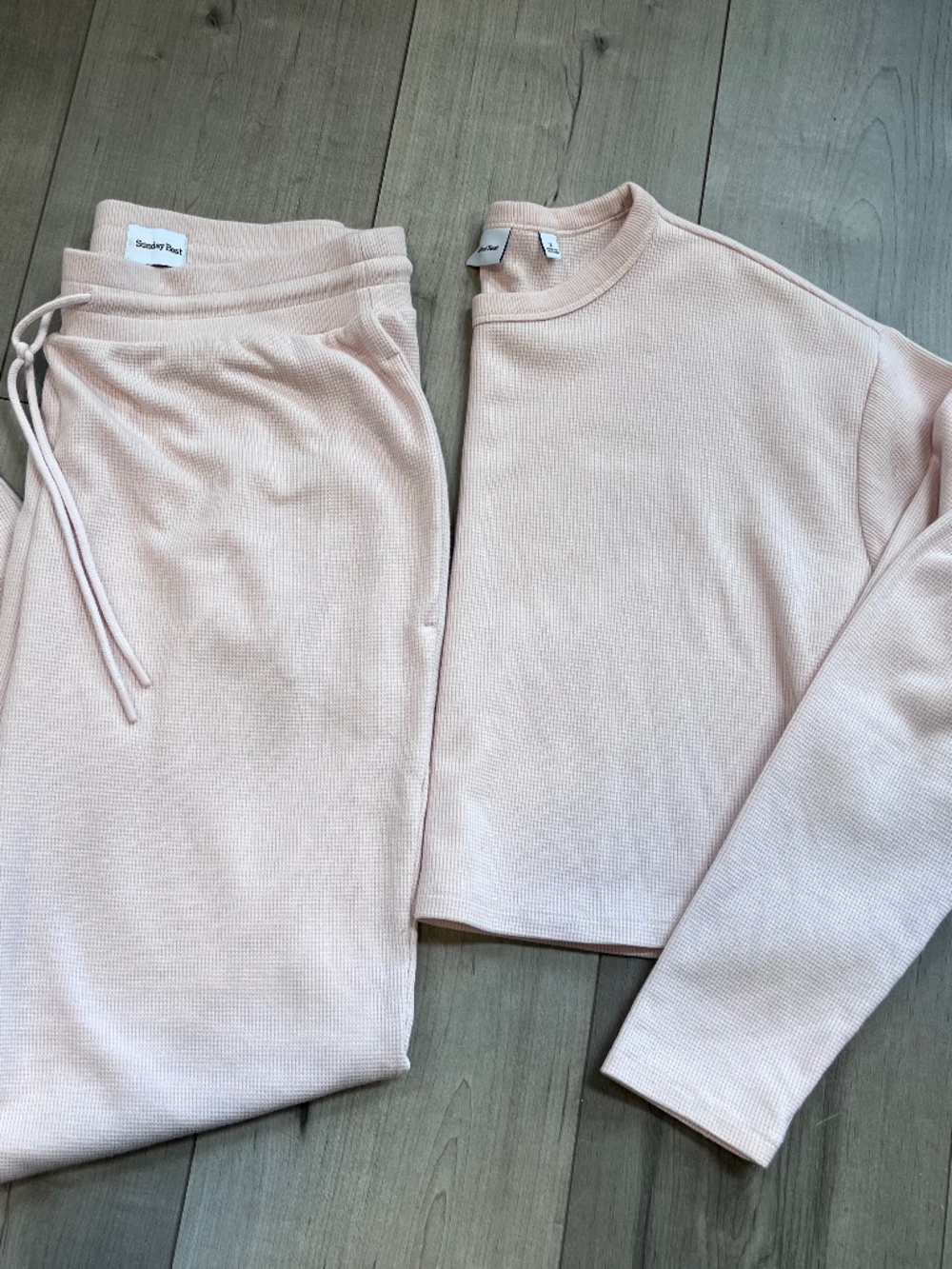 aritzia sunday best blush pink waffle sweat set